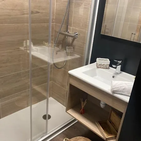 Hotel Du Chateau - Et Cazenac 2*