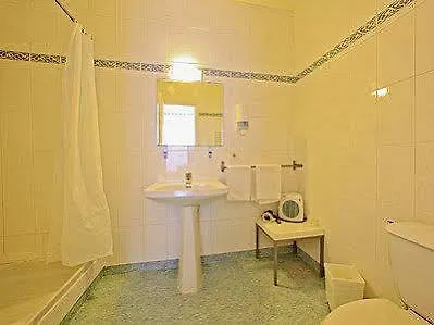 Du Chateau - Et Cazenac 2*