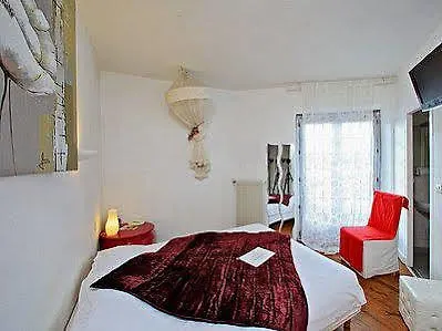 فندق Du Chateau - Et Cazenac 2*